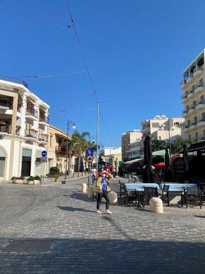 2 Bedroom Apt In Ermou 4 Minute Walk Beach Larnaca Exterior foto